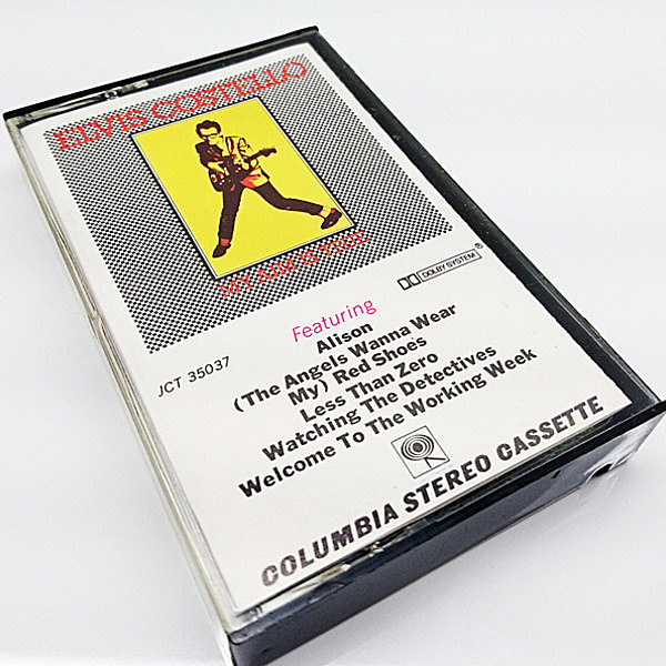 レコードメイン画像：ELVIS COSTELLO My Aim Is True ('77 Columbia) エルヴィス・コステロ 1st デビュー・アルバム CASSETTE TAPE／カセット テープ