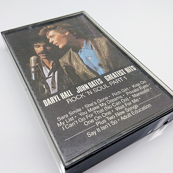 レコードメイン画像：CASSETTE TAPE／テープ DARYL HALL & JOHN OATES Greatest Hits - Rock 'N Soul Part 1 ('83 RCA) SARA SMILE RICH GIRL 収録 ベスト ダリル・ホール＆ジョン・オーツ