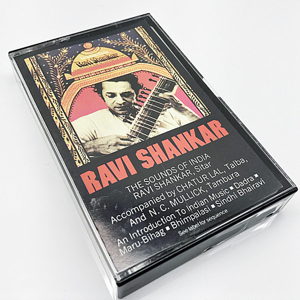 レコードメイン画像：CASSETTE TAPE／テープ RAVI SHANKAR The Sounds Of India (Columbia) ラヴィ・シャンカール ザ・サウンド・オブ・インディア／シタール インド音楽