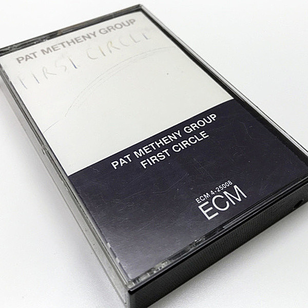 レコードメイン画像：CASSETTE TAPE／テープ PAT METHENY First Circle ('84 ECM) パット・メセニー・グループ／ファースト・サークル