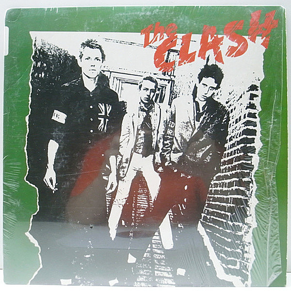 レコードメイン画像：シュリンク付き・良好!! 初回 JE規格 USオリジナル THE CLASH Same「白い暴動」1st デビュー LP メッセージ刻印 & STERLING刻印あり