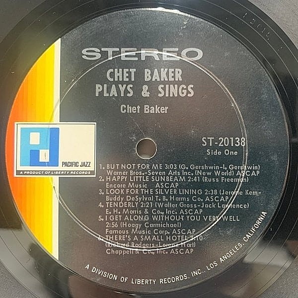 CHET BAKER / Plays And Sings (LP) / Pacific Jazz | WAXPEND