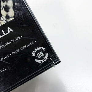 TONY FRUSCELLA　〜　トランペットの詩人　トニー・フラッセラ Amazon.co.jp: トランペットの詩人 (紙ジャケット仕様