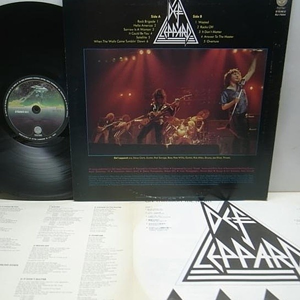 Def Leppard レコード DEF LEPPARD / On Through The Night (LP) / Vertigo | WAXPEND