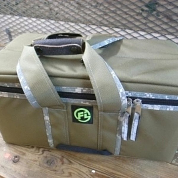 レコードメイン画像：数量限定 45 レコードバッグ ケース record bag 7インチ 150枚 (KHAKI×DIGITAL CAMO)