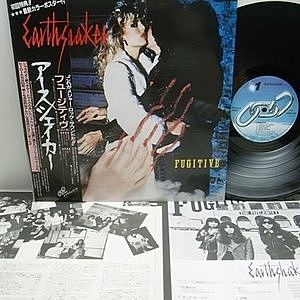 レコード画像：EARTHSHAKER / Fugitive